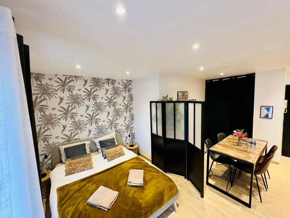 CANNES BAY - LES ARENES - Appartement cosy avec parking France